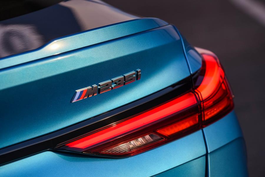 Логотип BMW M235i xDrive Gran Coupe (F44) 2020 года  (ZA) (фото 13 из 13)